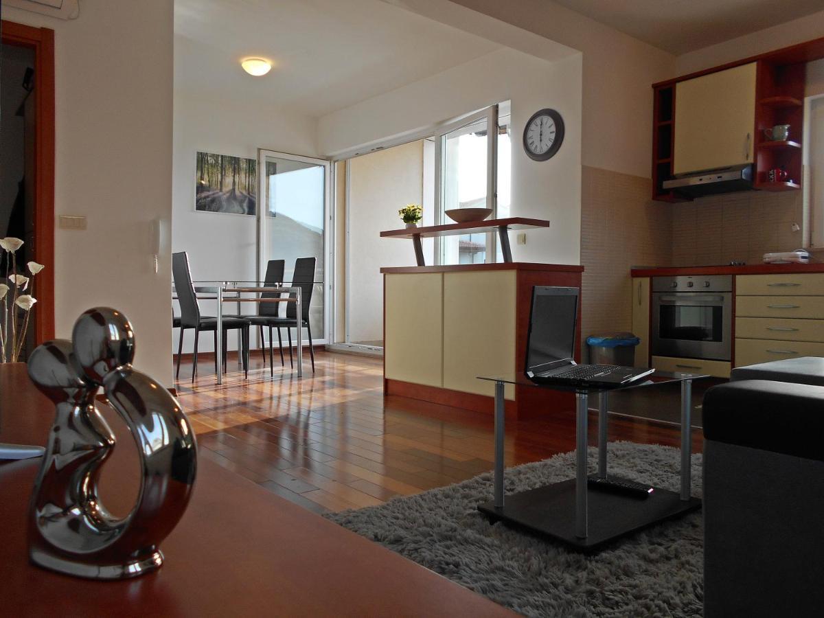 Apartman Copacabana Ragusa Esterno foto
